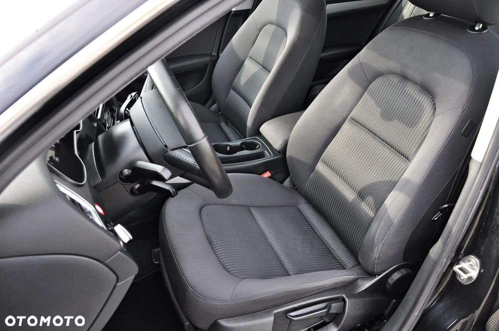 Audi A4 Avant 2.0 TDI ultra - 16