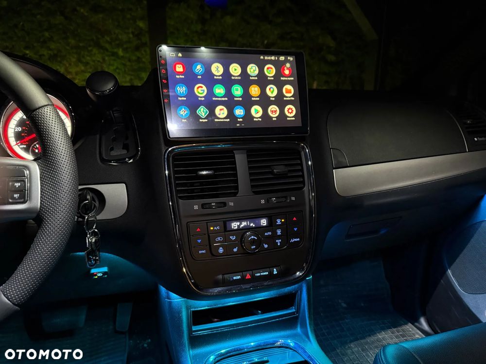 Dodge Grand Caravan 3.6 R/T - 19