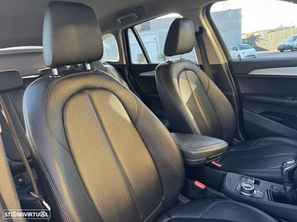 BMW X1 18 d sDrive Line Sport - 48