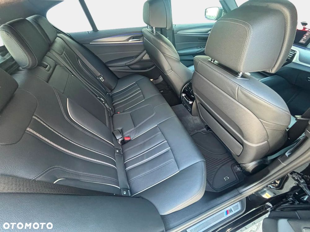 BMW Seria 5 520d xDrive MHEV M Sport sport - 16
