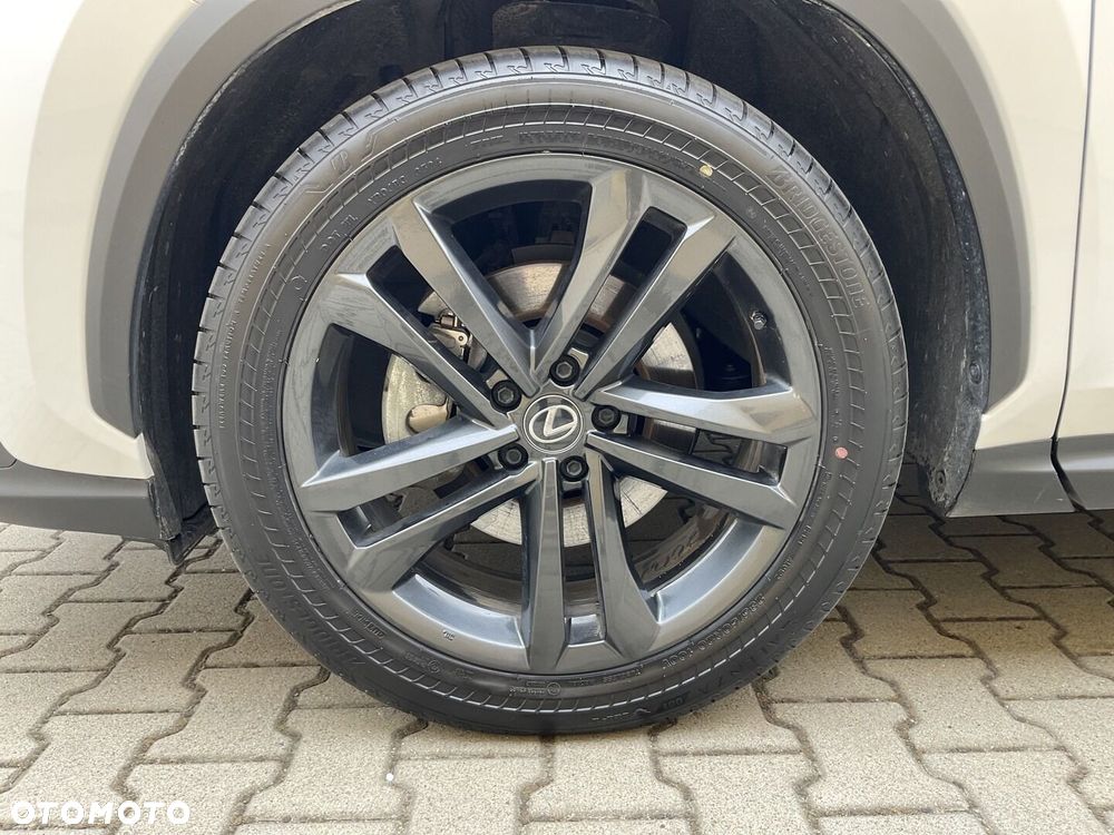 Lexus NX 350h Prestige AWD - 35