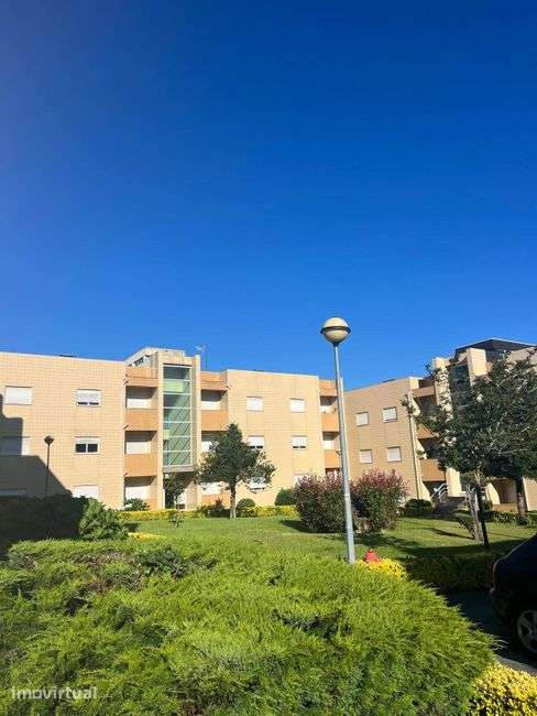 Apartamento T3 à venda em Vale S. Martinho - Grande imagem: 4/5