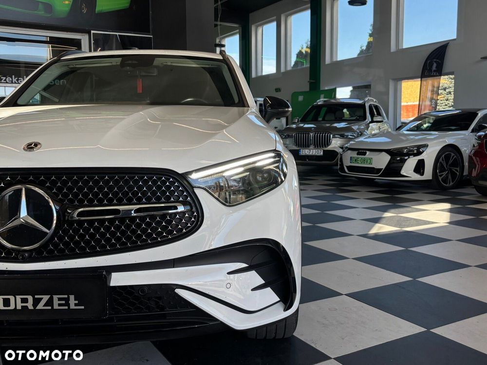 Mercedes-Benz GLC - 34