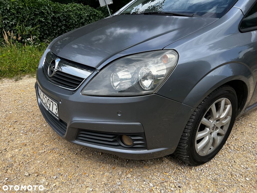 Opel Zafira 1.9 CDTI Enjoy - 16