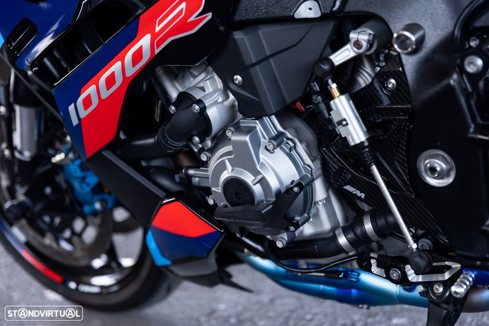 BMW M 1000 RR Competition - 17