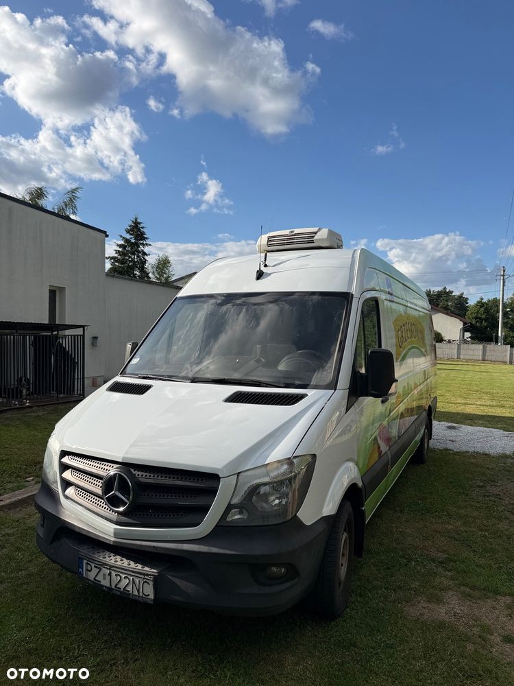 Mercedes-Benz Sprinter - 2