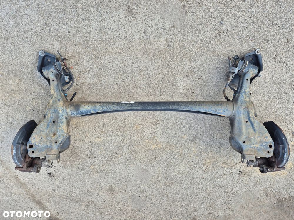 Belka tylna, oś Fiat Grande Punto Evo na tarcze