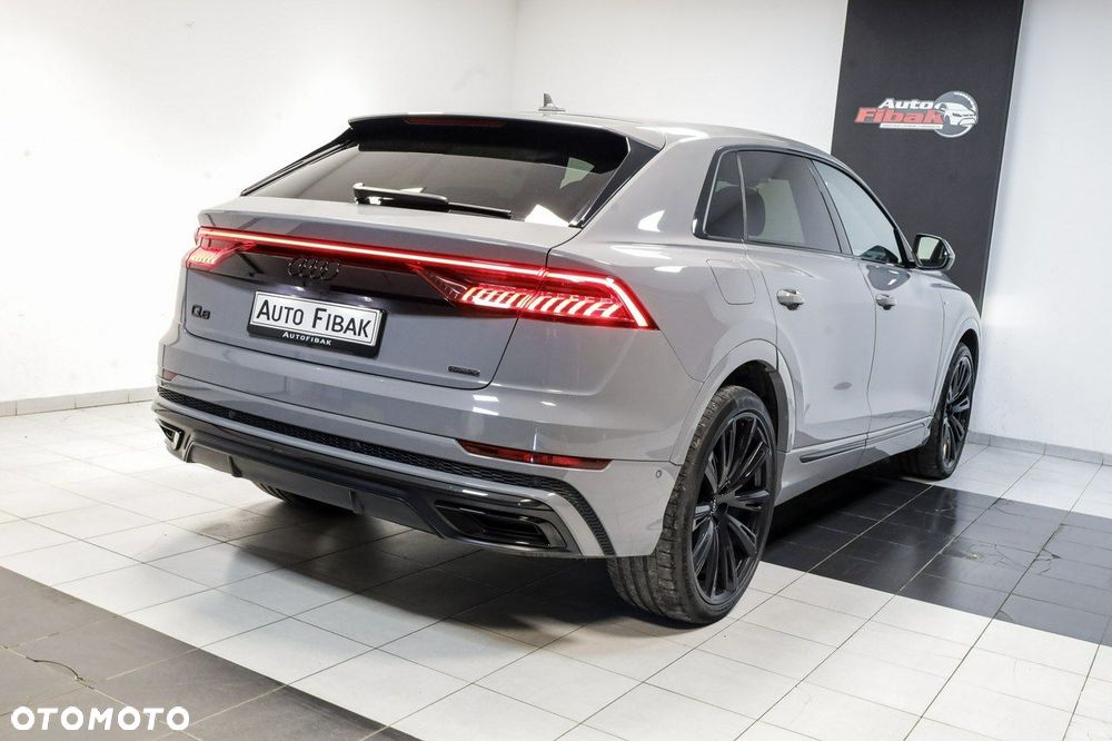 Audi Q8 - 15