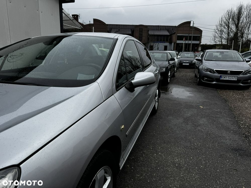 Peugeot 407 - 2