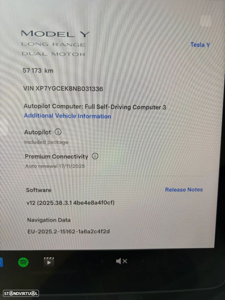 Tesla Model Y Long Range Dual Motor AWD - 6