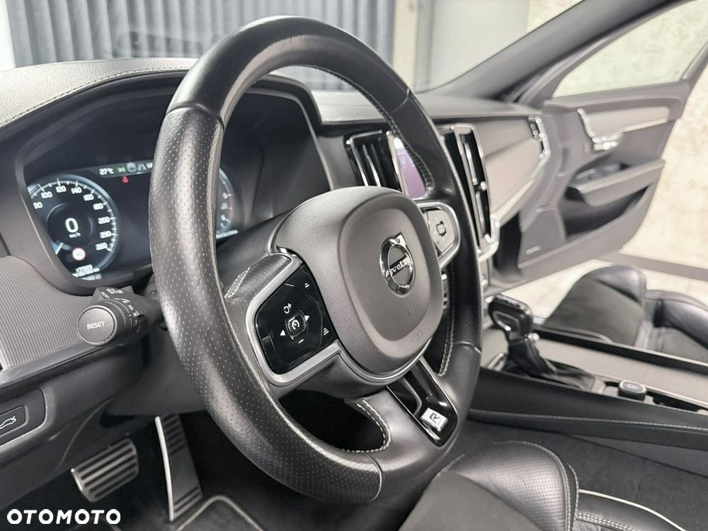 Volvo V90 B5 D AWD Geartronic RDesign - 23