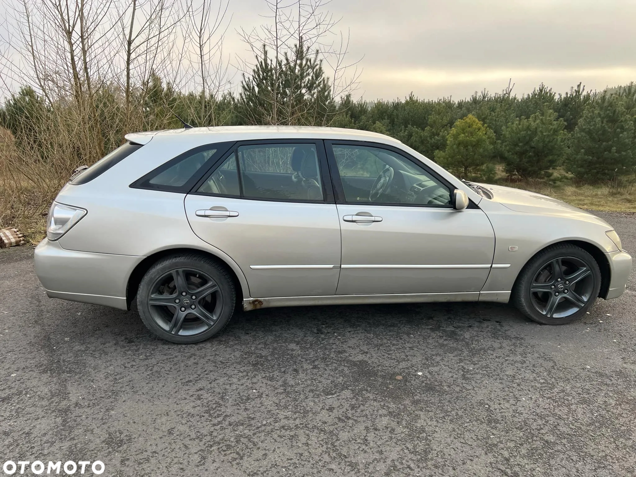 Lexus IS - 2