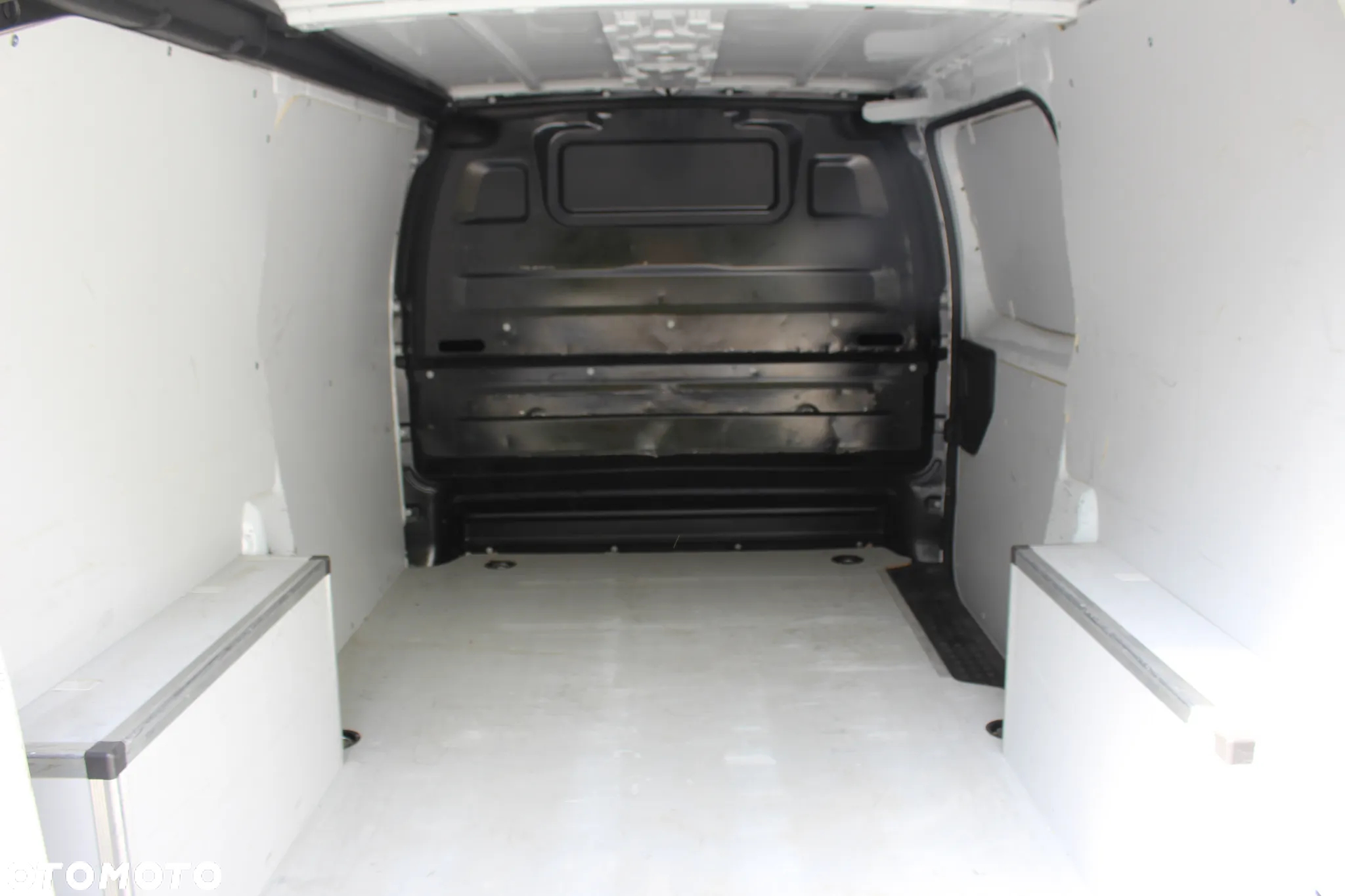 Peugeot Expert - 9