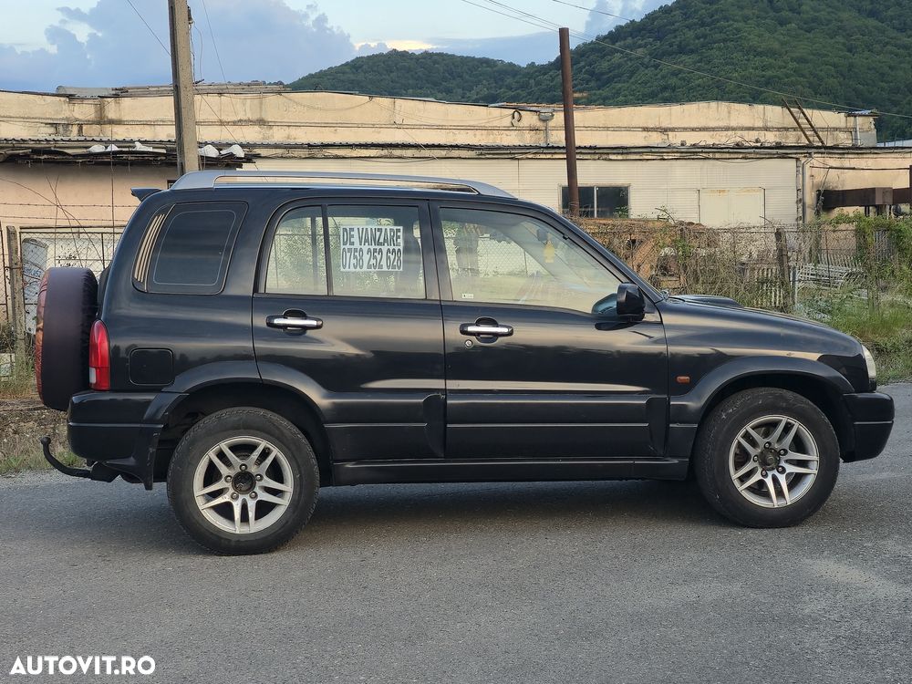 Suzuki Grand Vitara 2.0 TD Comfort - 11