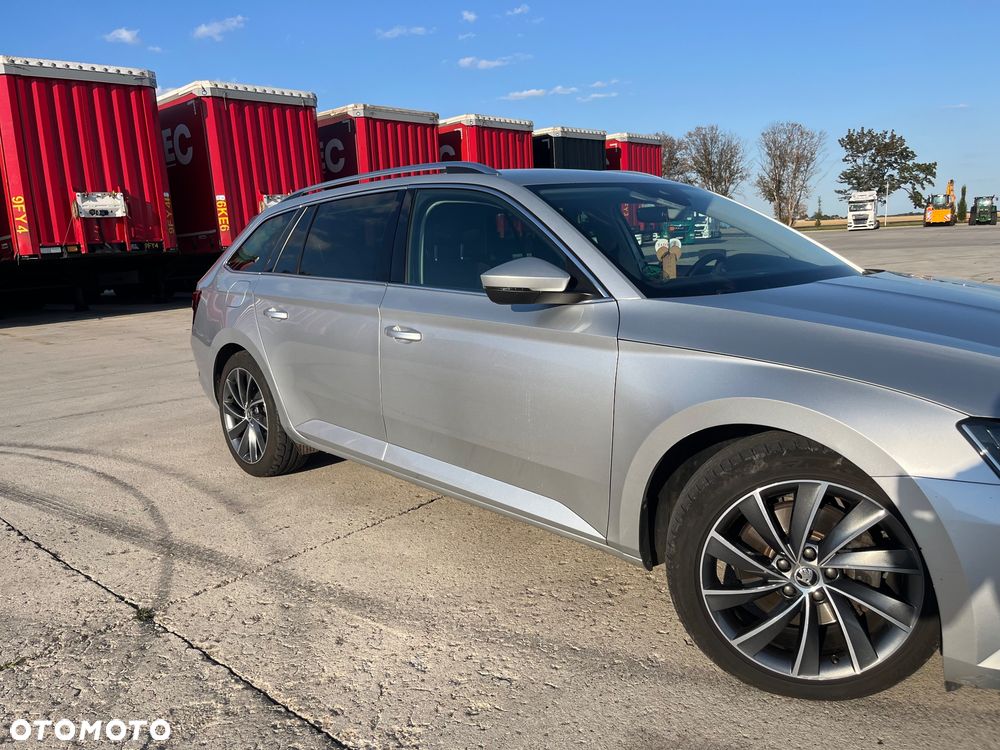 Skoda Superb 2.0 TDI L&K DSG - 15