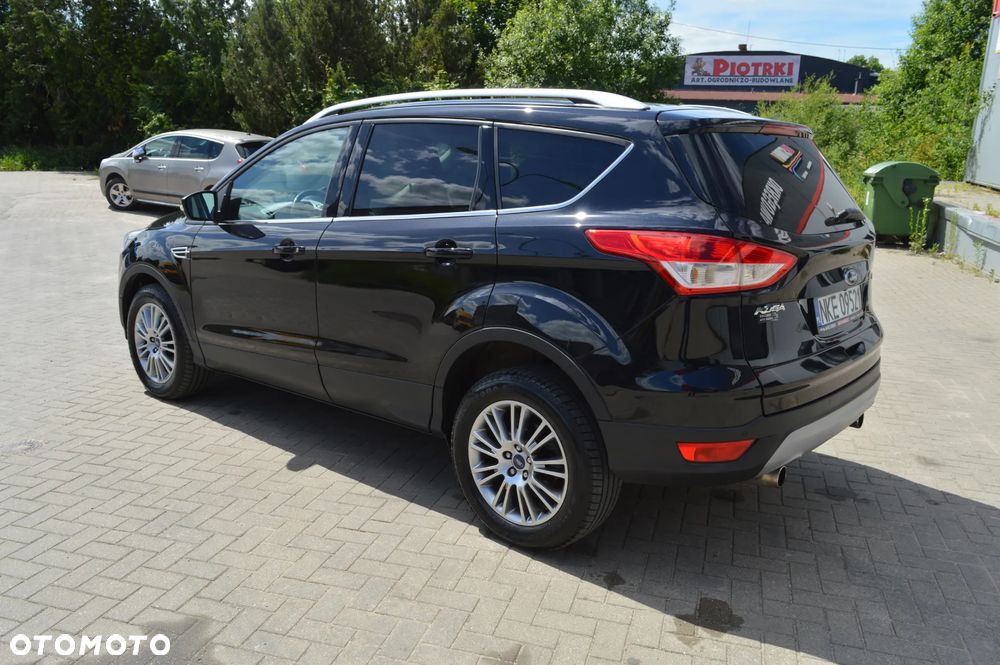 Ford Kuga 1.6 EcoBoost 2x4 Titanium - 8