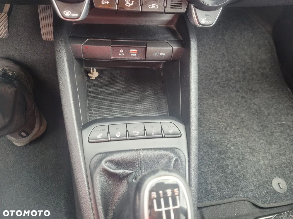 Kia Rio 1.0 T-GDI 100 GT Line - 27
