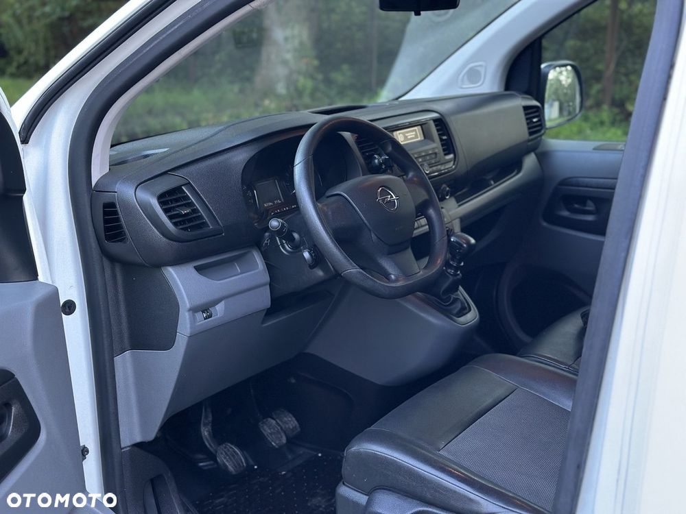 Opel Vivaro - 9