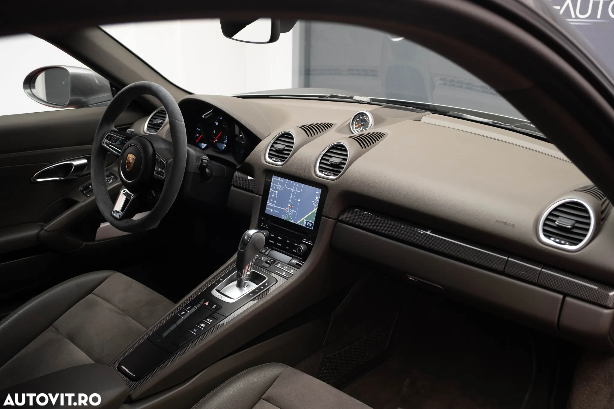 Porsche Cayman 718 PDK - 18