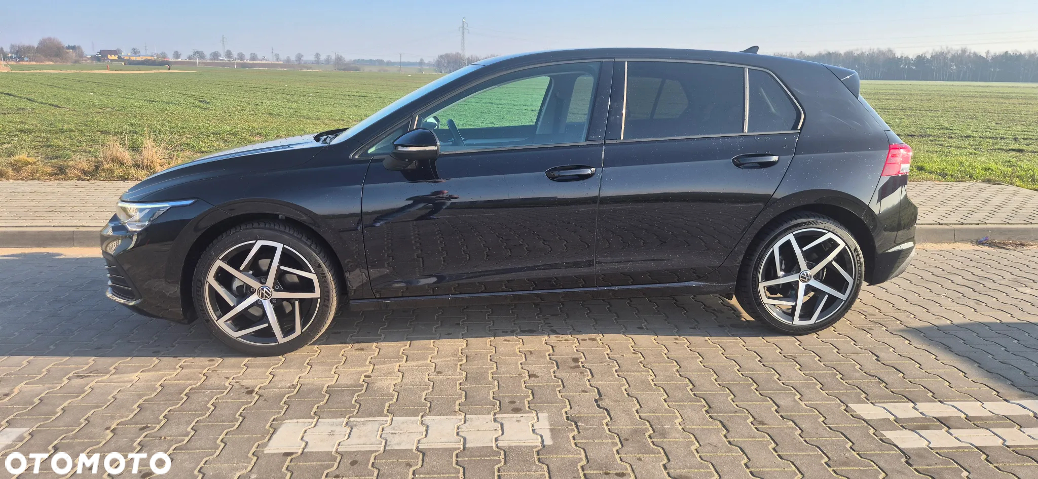 Volkswagen Golf - 10