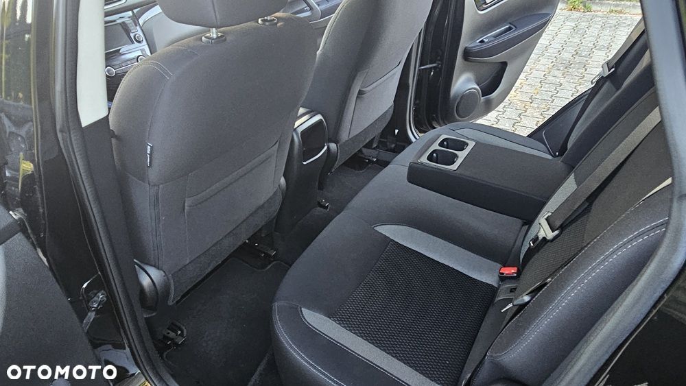 Nissan Qashqai - 12