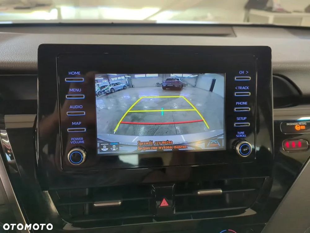 Toyota Camry 2.5 Hybrid Comfort CVT - 13