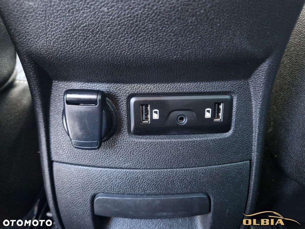 Renault Grand Scenic - 21