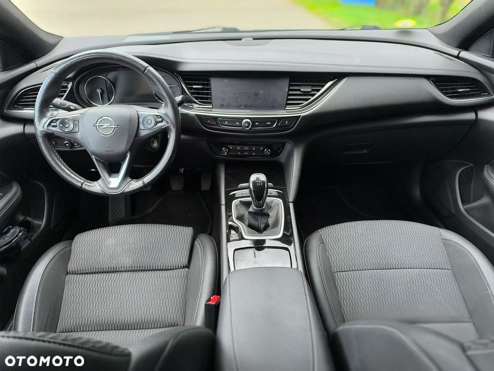Opel Insignia 2.0 CDTI Business Elegance S&S - 11