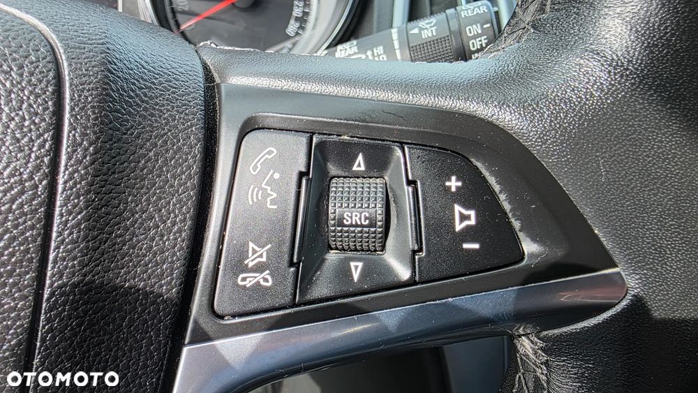 Opel Astra 1.6 CDTI Cosmo - 31