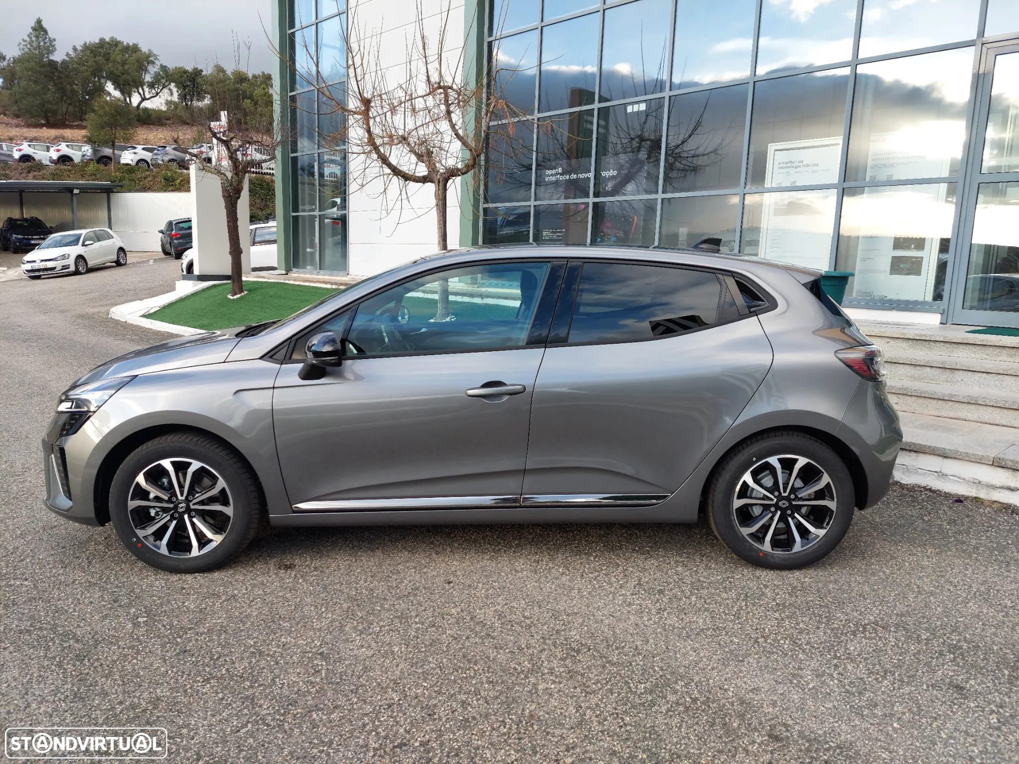 Renault Clio 1.0 TCe Techno Bi-Fuel - 5