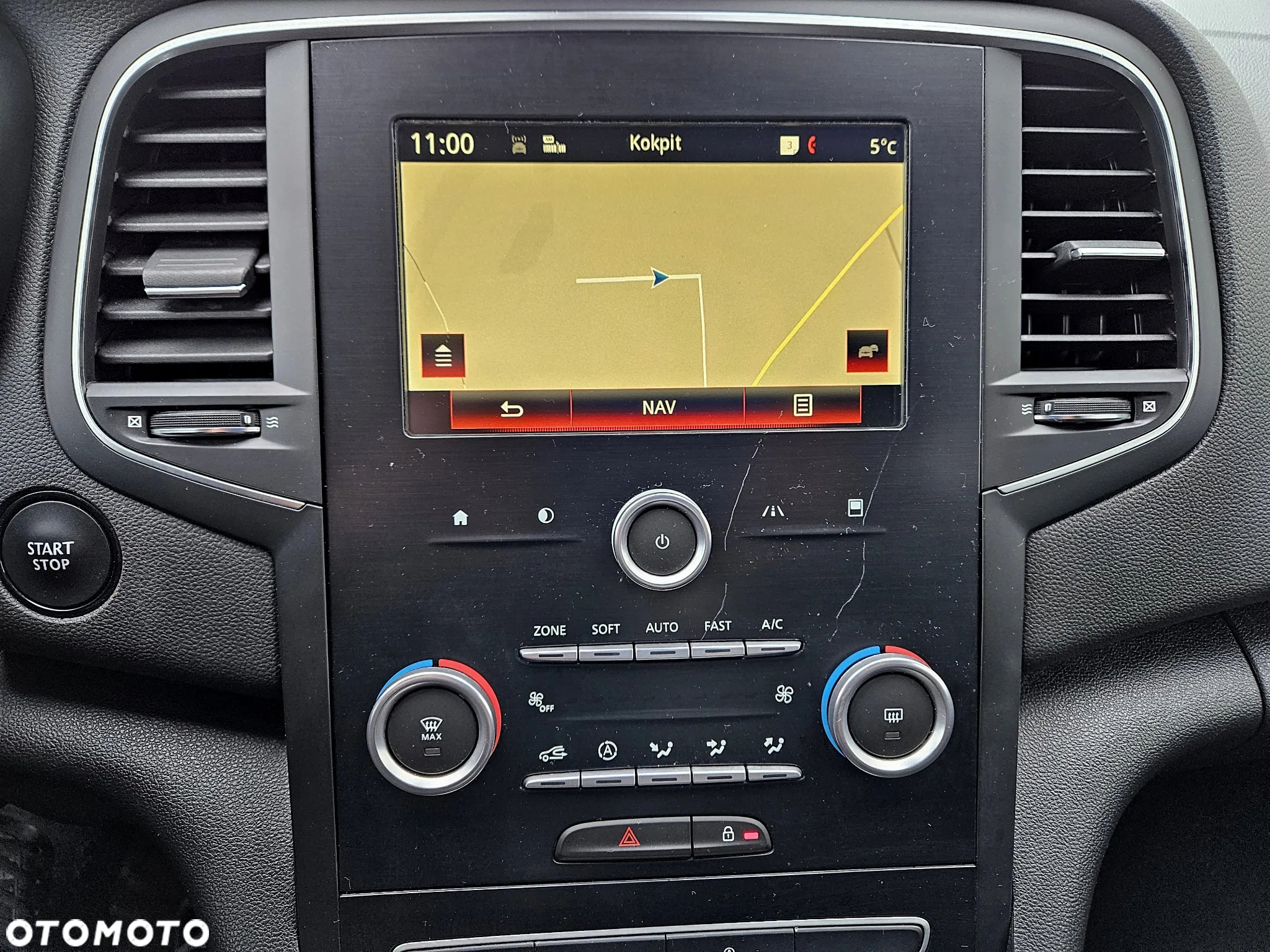 Renault Megane 1.5 dCi Energy Bose EU6 - 11