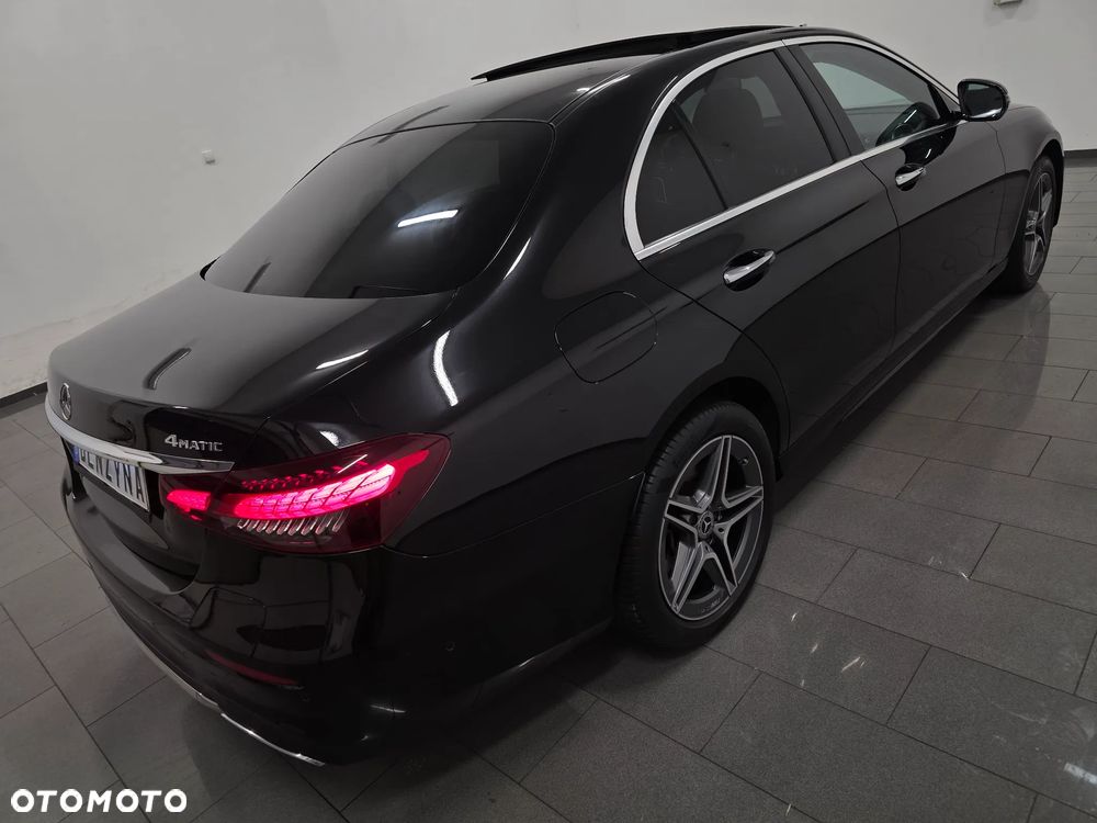 Mercedes-Benz Klasa E 300 4Matic 9G-TRONIC AMG Line - 6