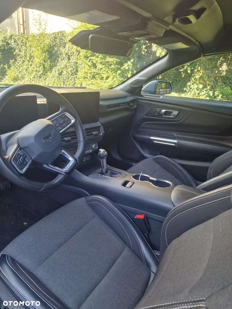 Ford Mustang 2.3 Eco Boost - 8