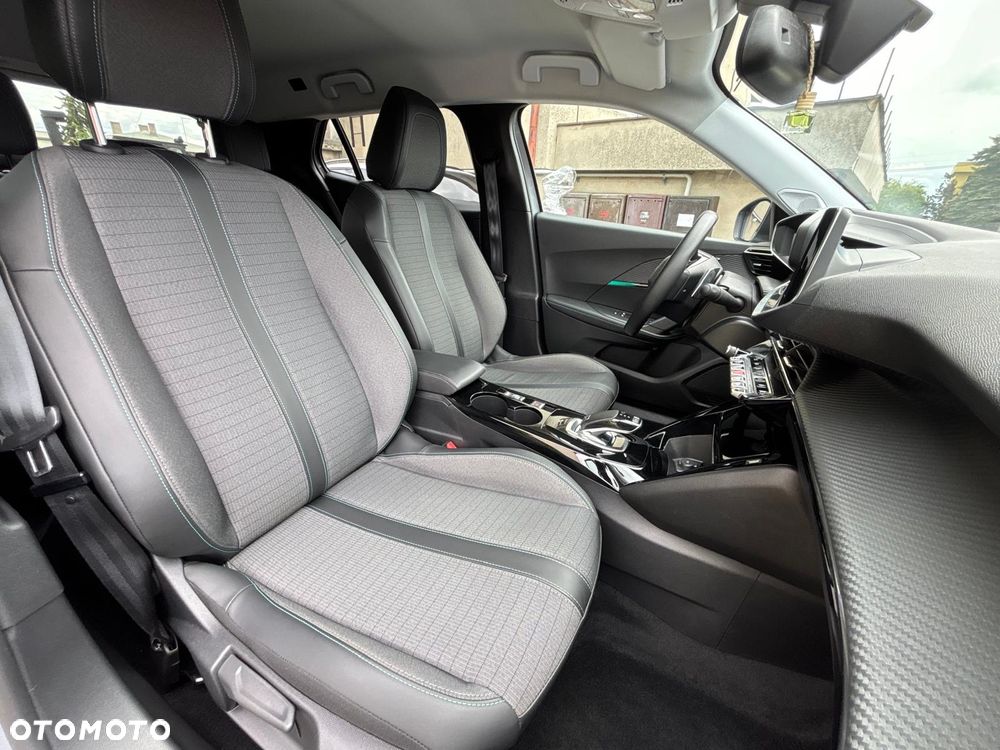 Peugeot 2008 1.5 BlueHDi Allure Pack S&S EAT8 - 23