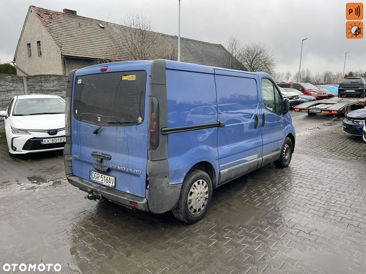Opel Vivaro - 1