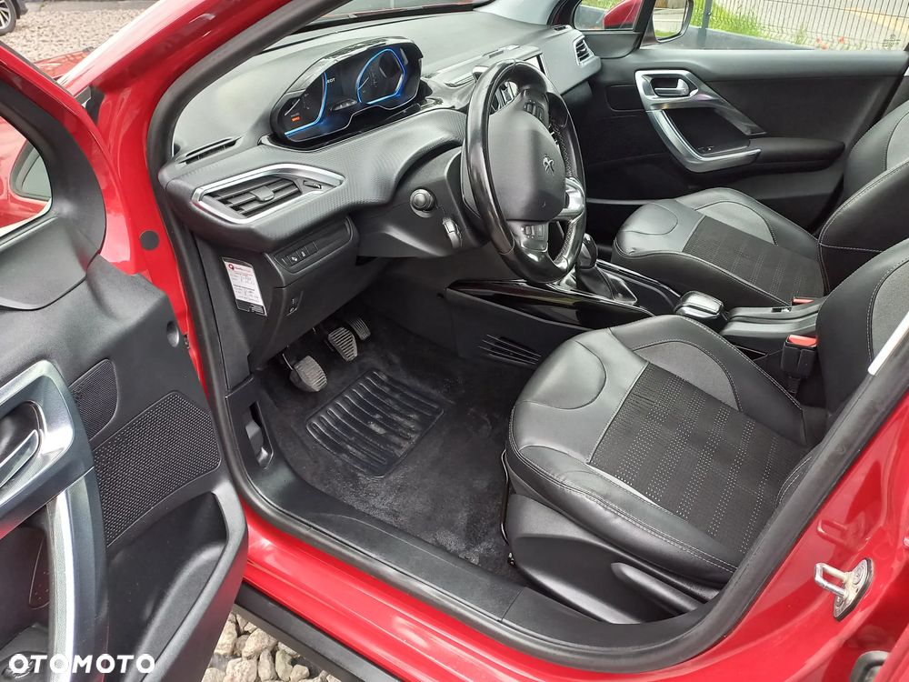 Peugeot 2008 1.2 Pure Tech Access EU6 - 16