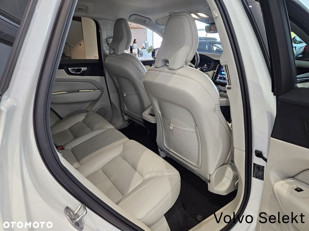 Volvo XC 60 - 30