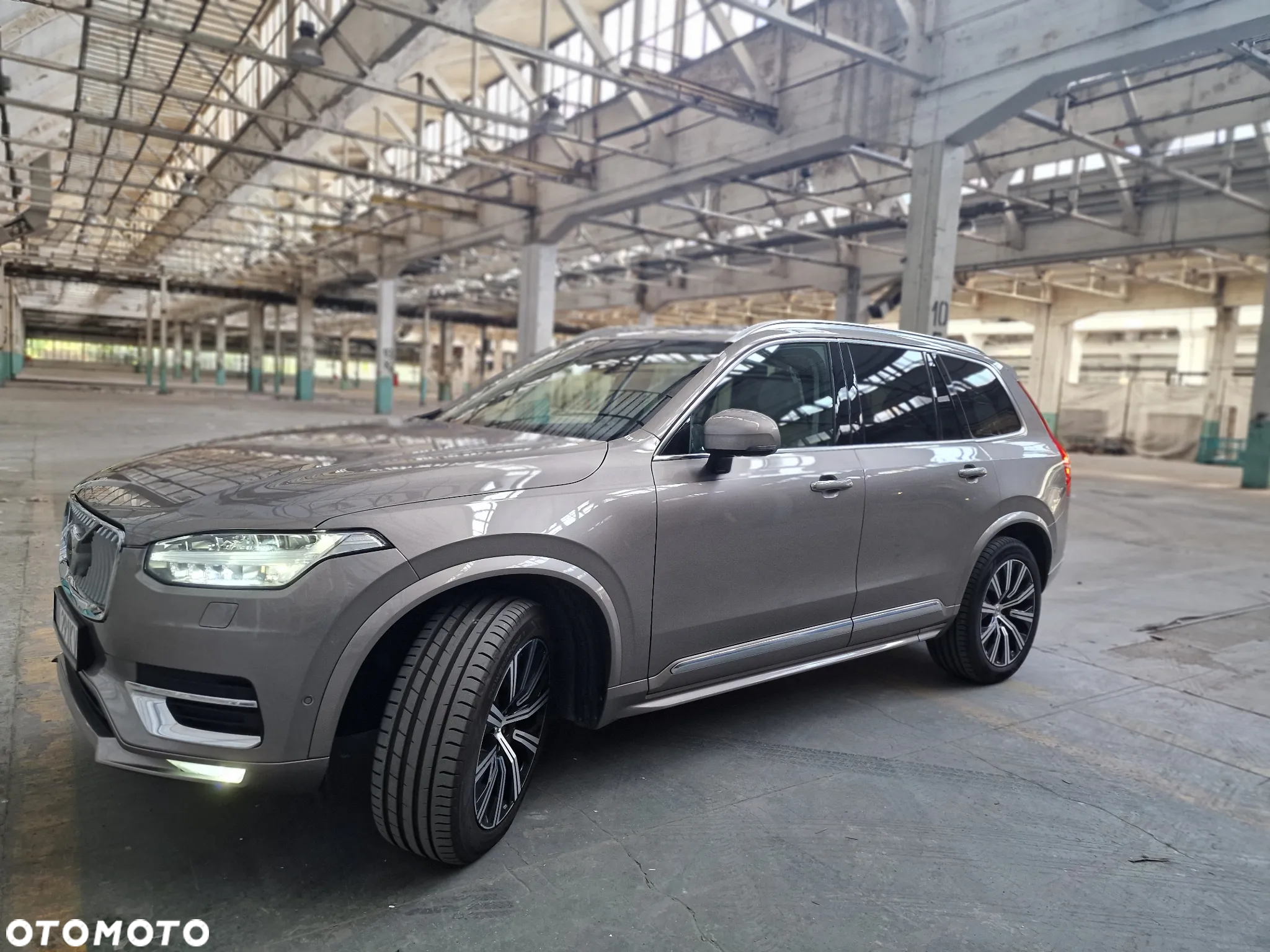 Volvo XC 90 - 16