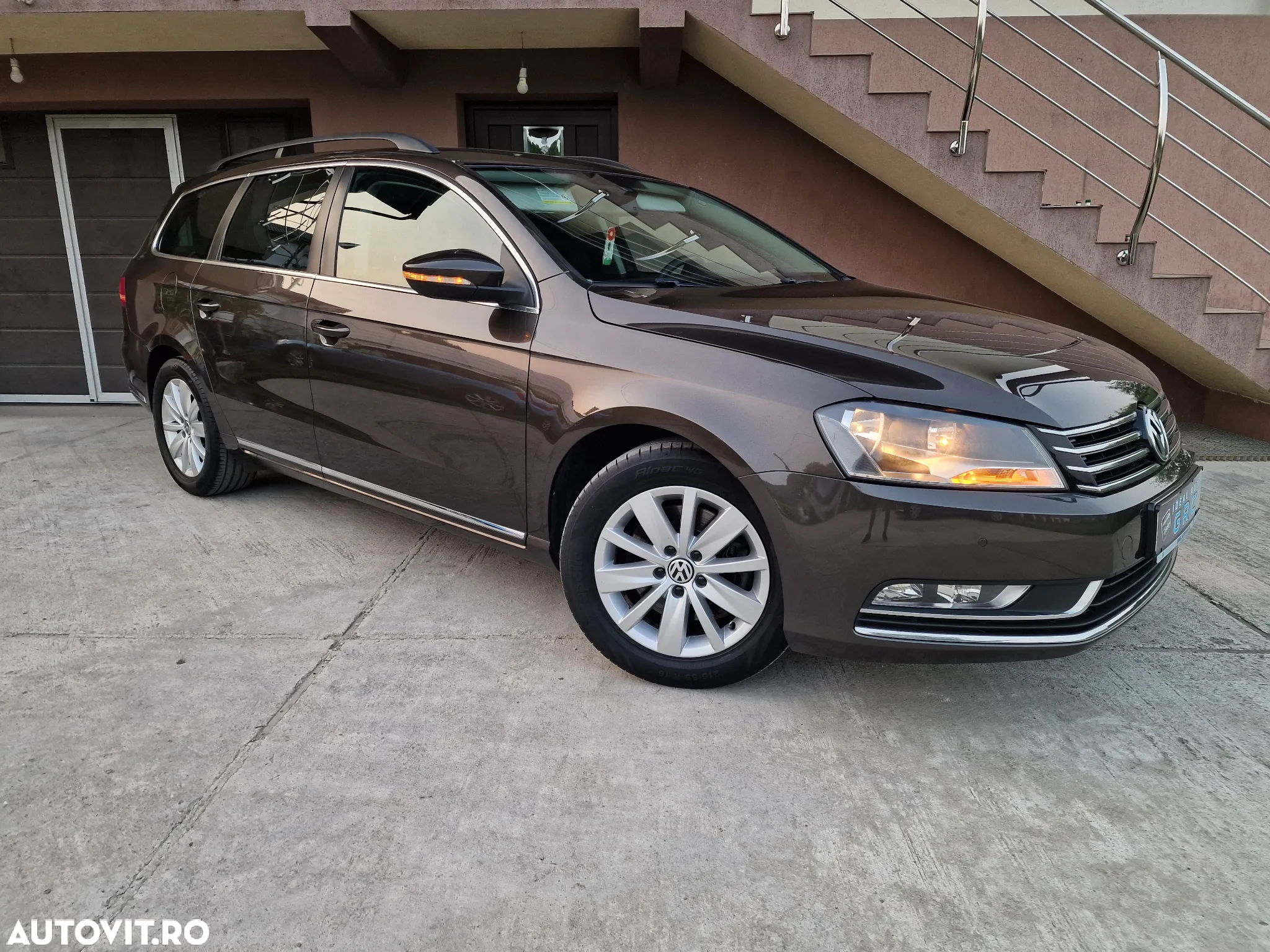 Volkswagen Passat - 22