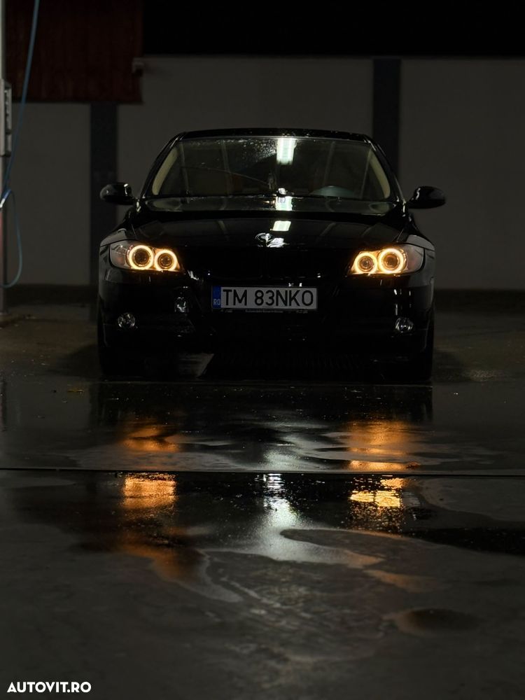BMW Seria 3 318d - 4