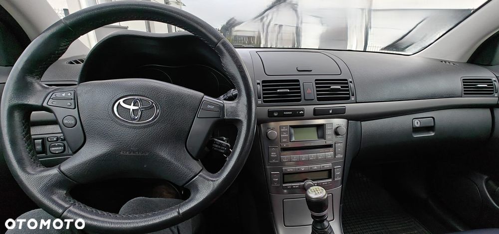 Toyota Avensis 2.0 D-4D Sol Premium - 5