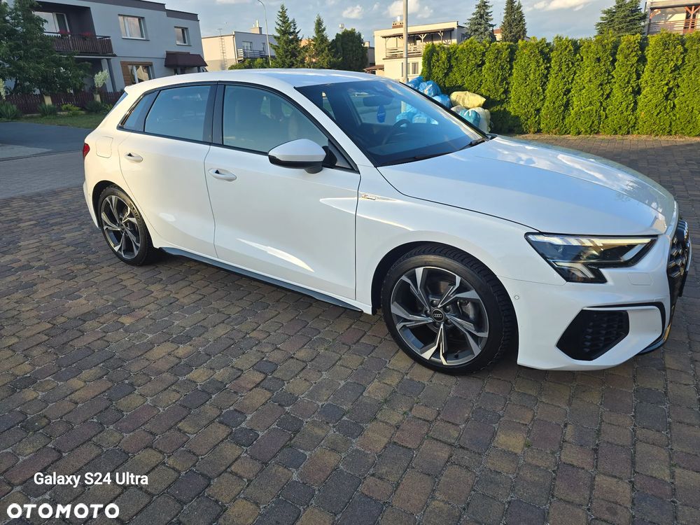 Audi A3 Sportback 2.0 TDI S tronic S line Sportpaket - 5