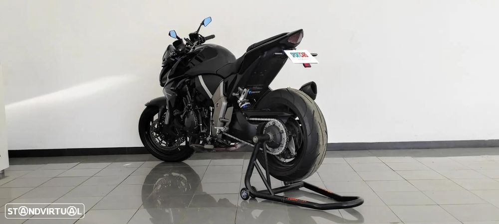 Honda CB - 4