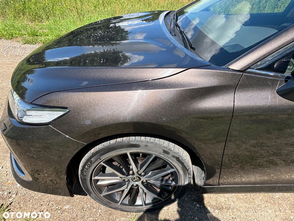 Toyota Camry 2.5 Hybrid Executive CVT - 21