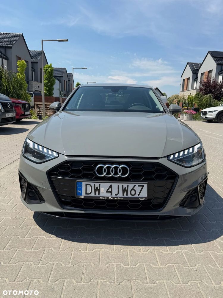 Audi A4 Limousine 35 TFSI Sport S tronic - 4