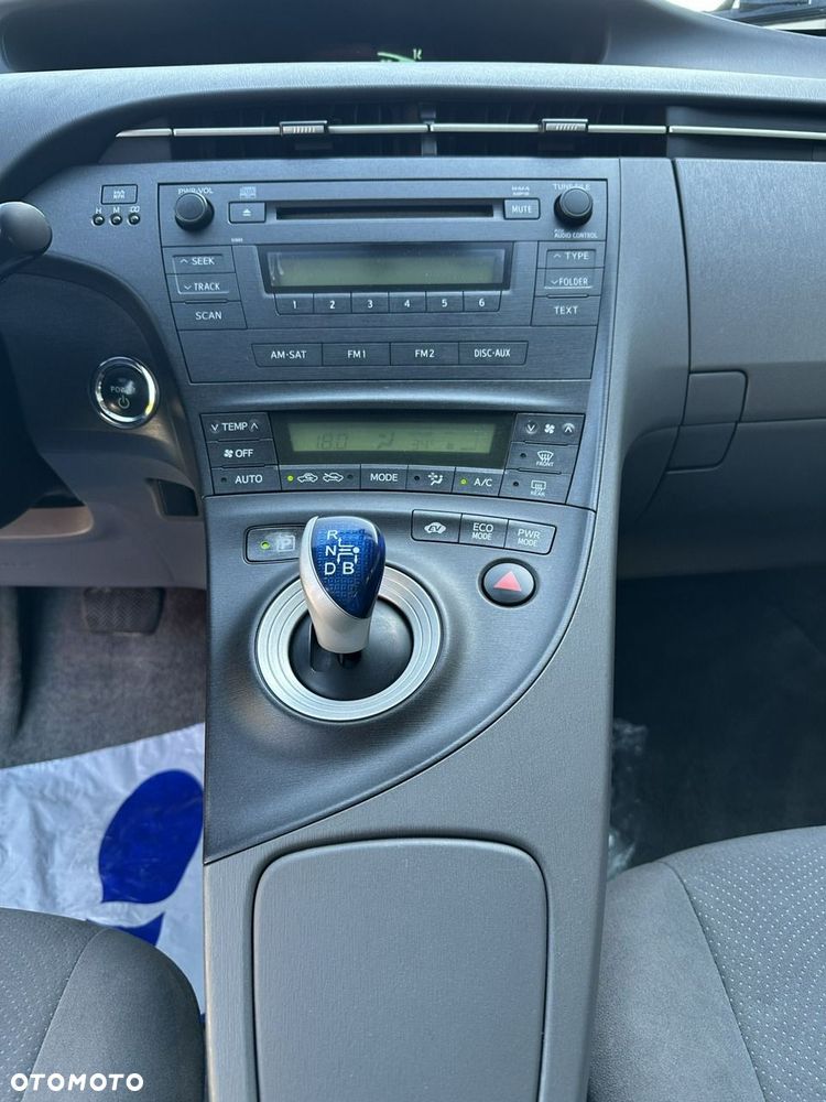 Toyota Prius - 11