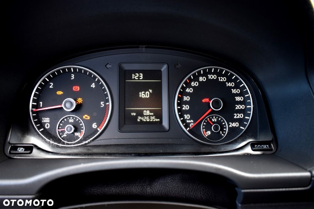 Volkswagen Caddy Maxi Comfortline BMT - 30