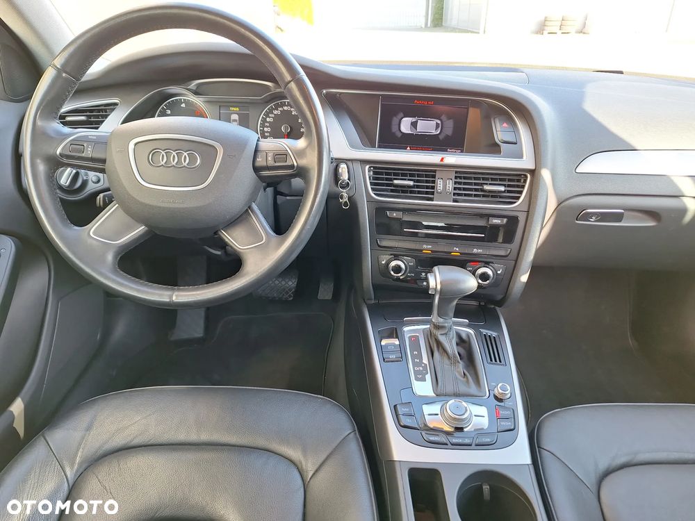 Audi A4 Avant 2.0 TDI DPF clean diesel multitronic S line Sportpaket - 12