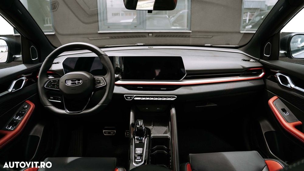Geely Coolray - 10