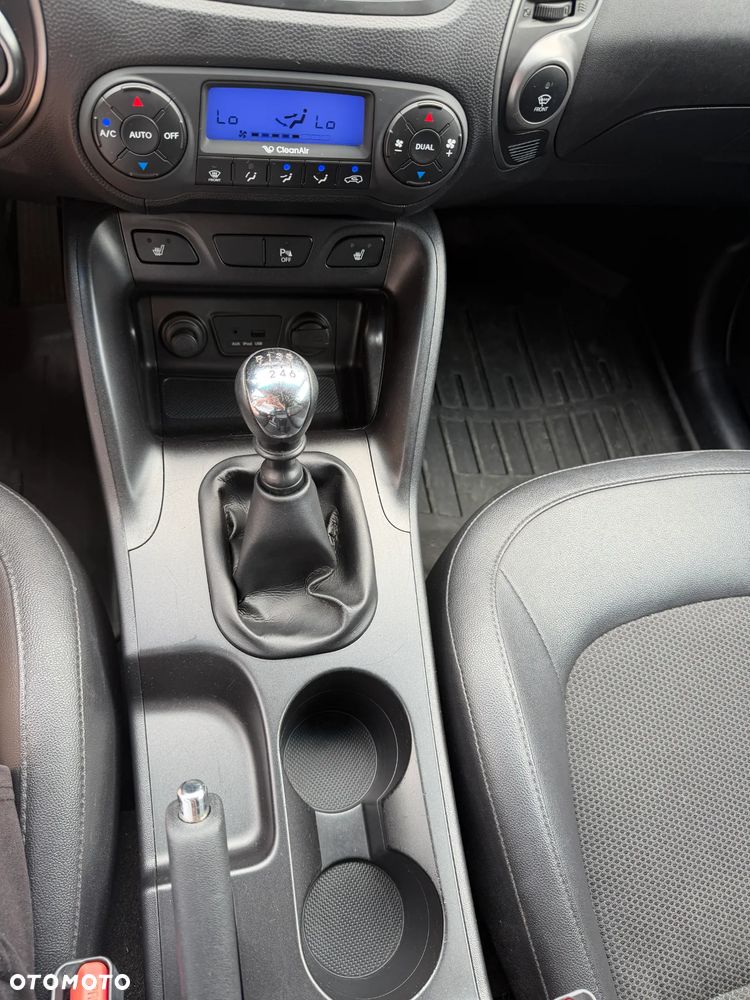 Hyundai ix35 1.6 2WD blue Style - 25